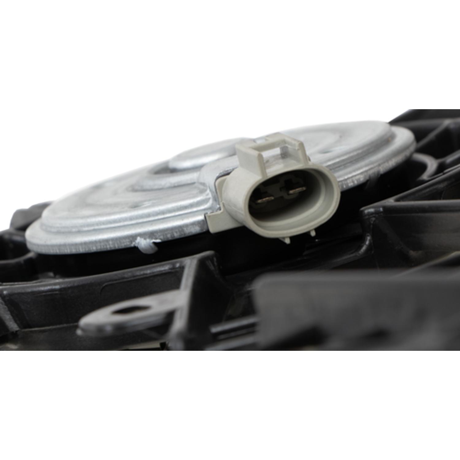 Four Seasons 76410 - Engine Cooling Fan Assembly Four Seasons 76410 Dual Radiator and Condenser Fan Assembly product image 3 of 4