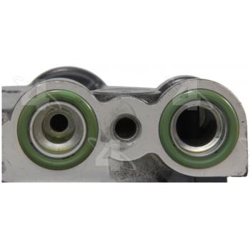 Four Seasons 77339 - A/C Compressor Four Seasons 77339 A/C Compressor product image 4 of 7
