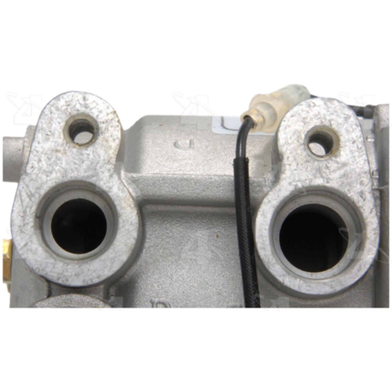 Four Seasons 77592 - A/C Compressor Four Seasons 77592 A/C Compressor product image 3 of 7