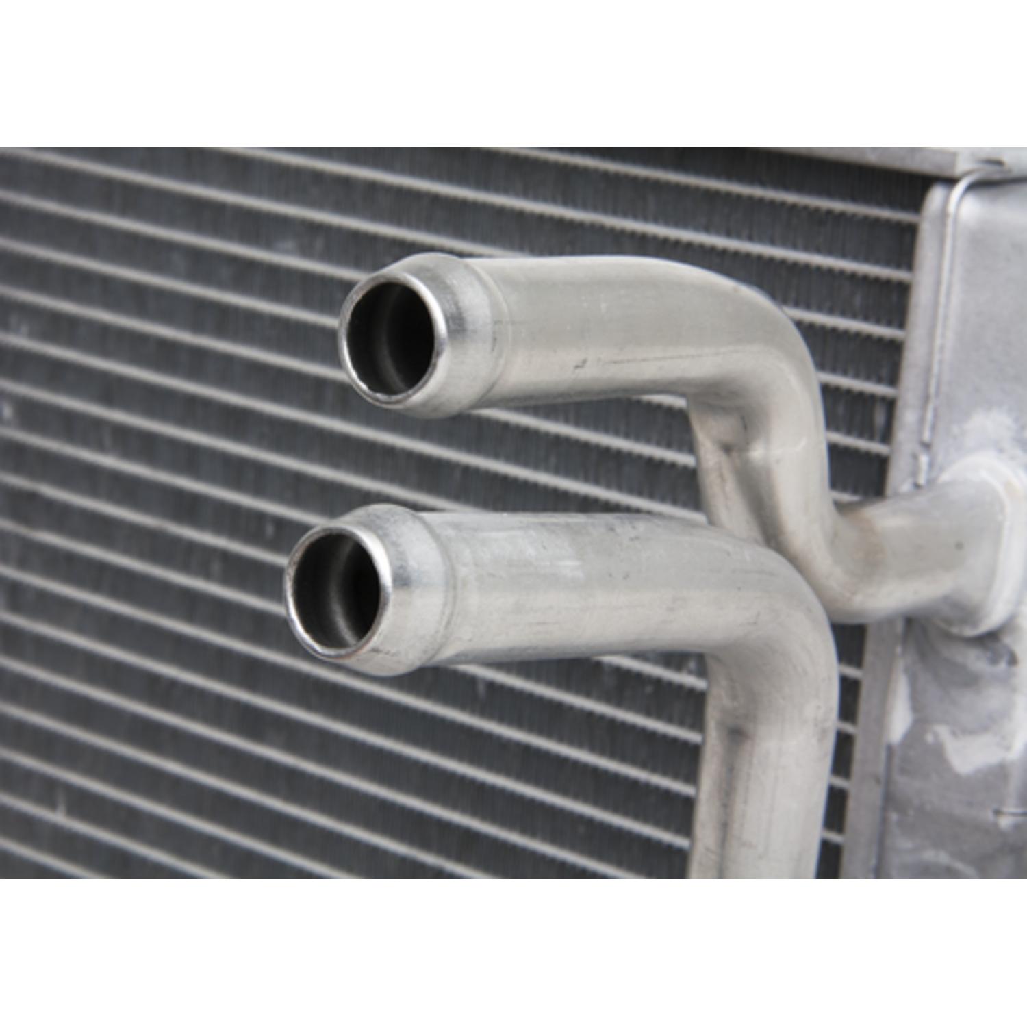 Four Seasons 90582 - HVAC Heater Core Four Seasons 90582 HVAC Heater Core product image 4 of 8