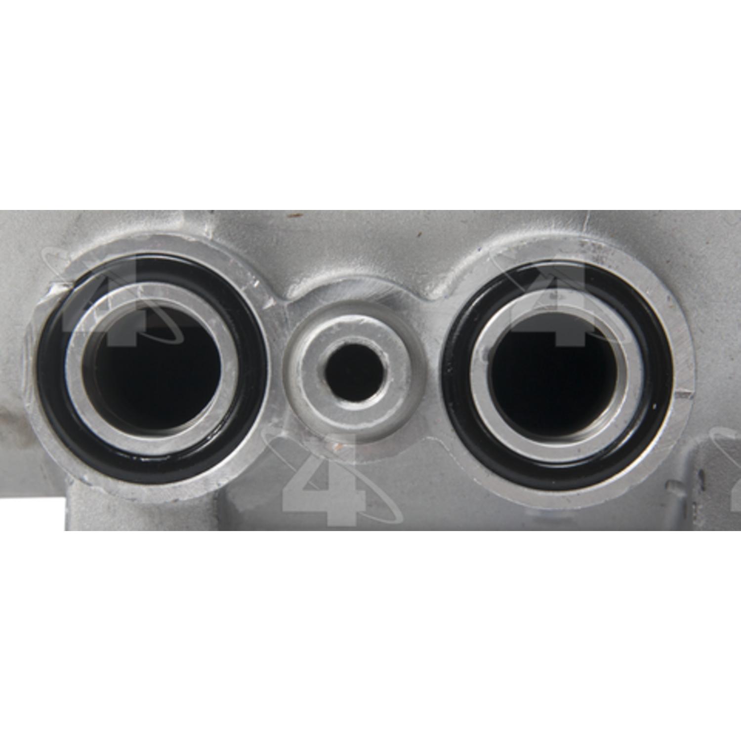 Four Seasons 98554 - A/C Compressor Four Seasons 98554 A/C Compressor product image 3 of 8