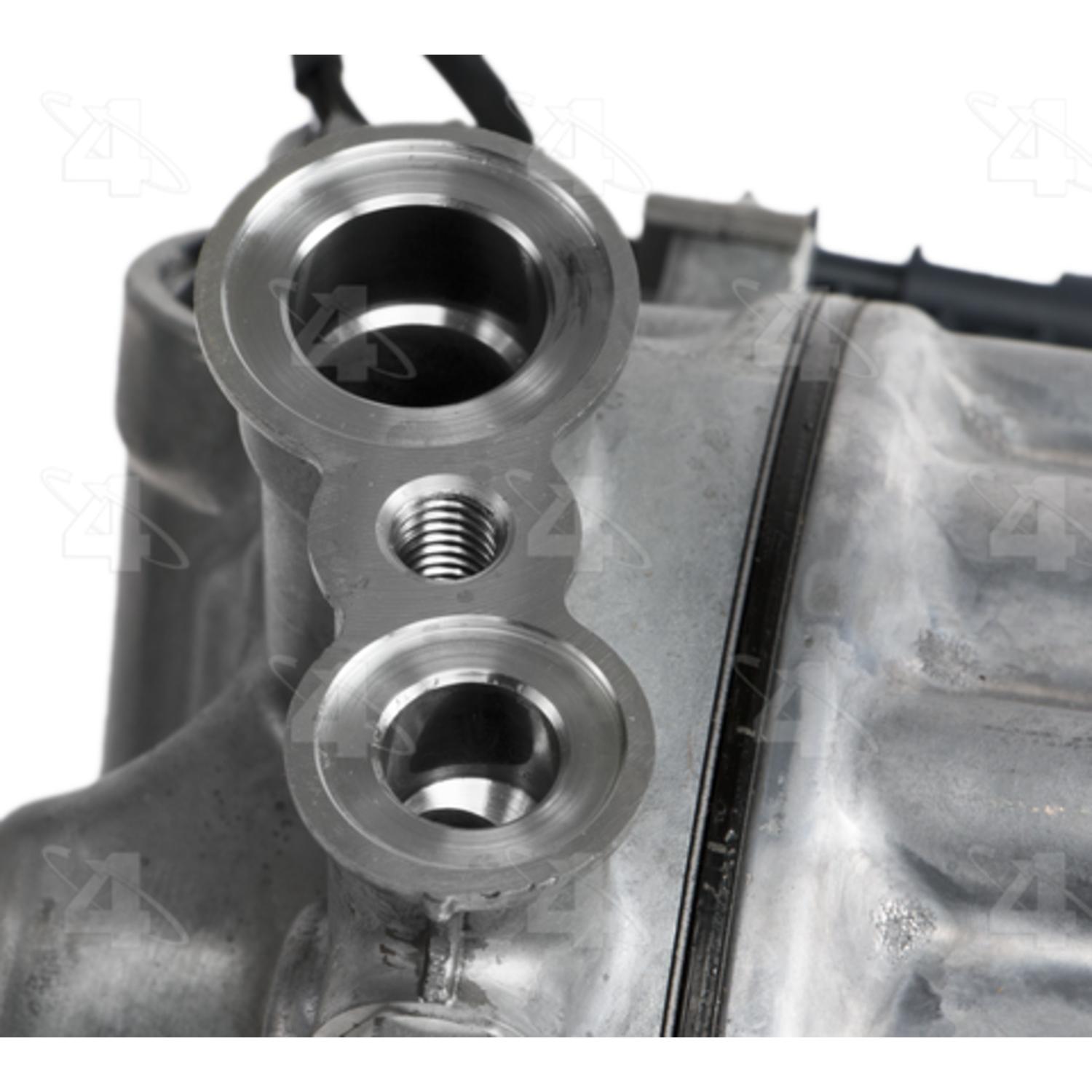 Four Seasons 98586 - A/C Compressor Four Seasons 98586 A/C Compressor product image 3 of 8