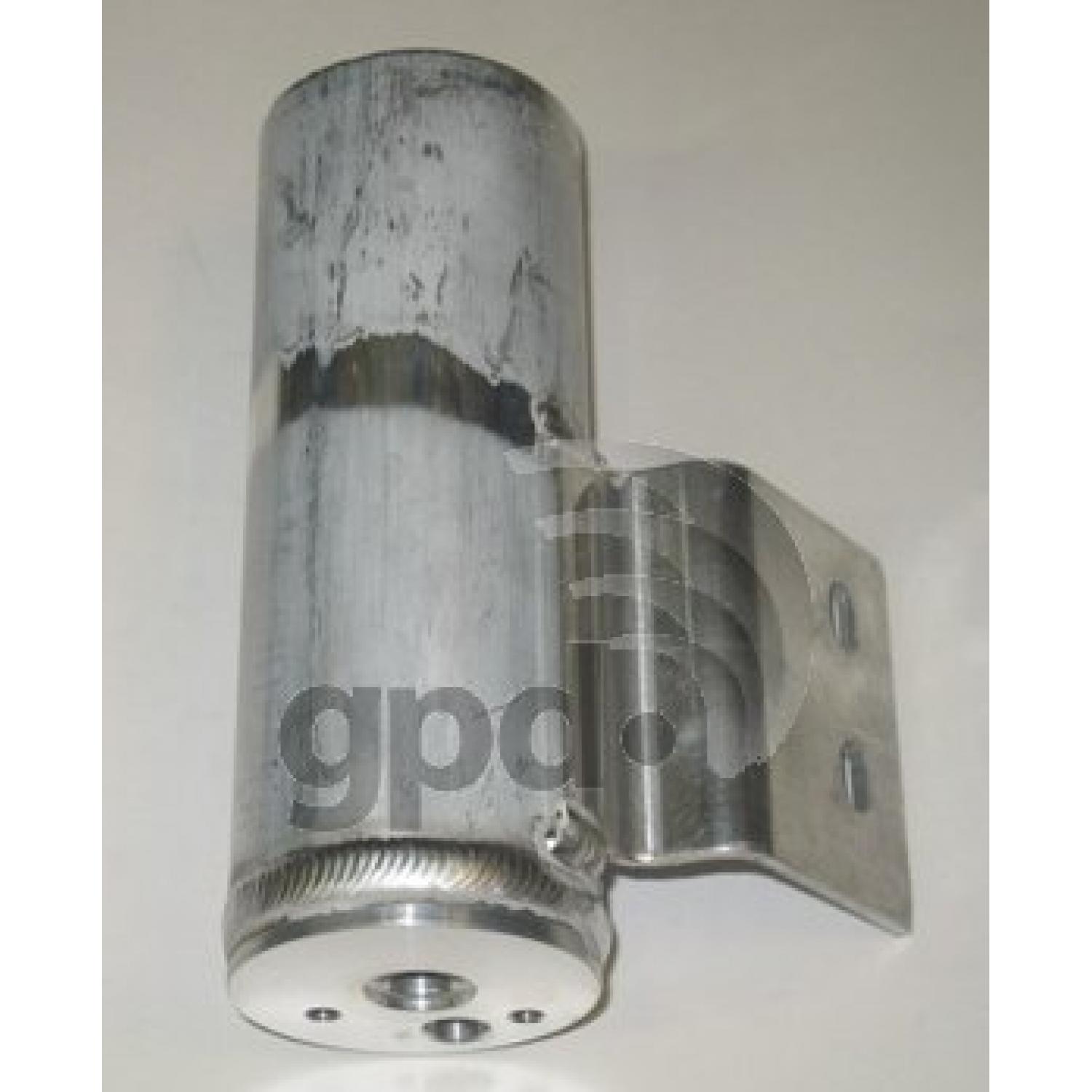 Global Parts Distributors 1411571 - A/C Accumulator Global Parts Distributors 1411571 A/C Accumulator product image 1 of 1