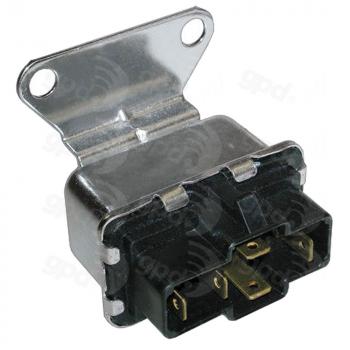Global Parts Distributors 1711299 A/C Compressor Control Relay product image 1 of 1