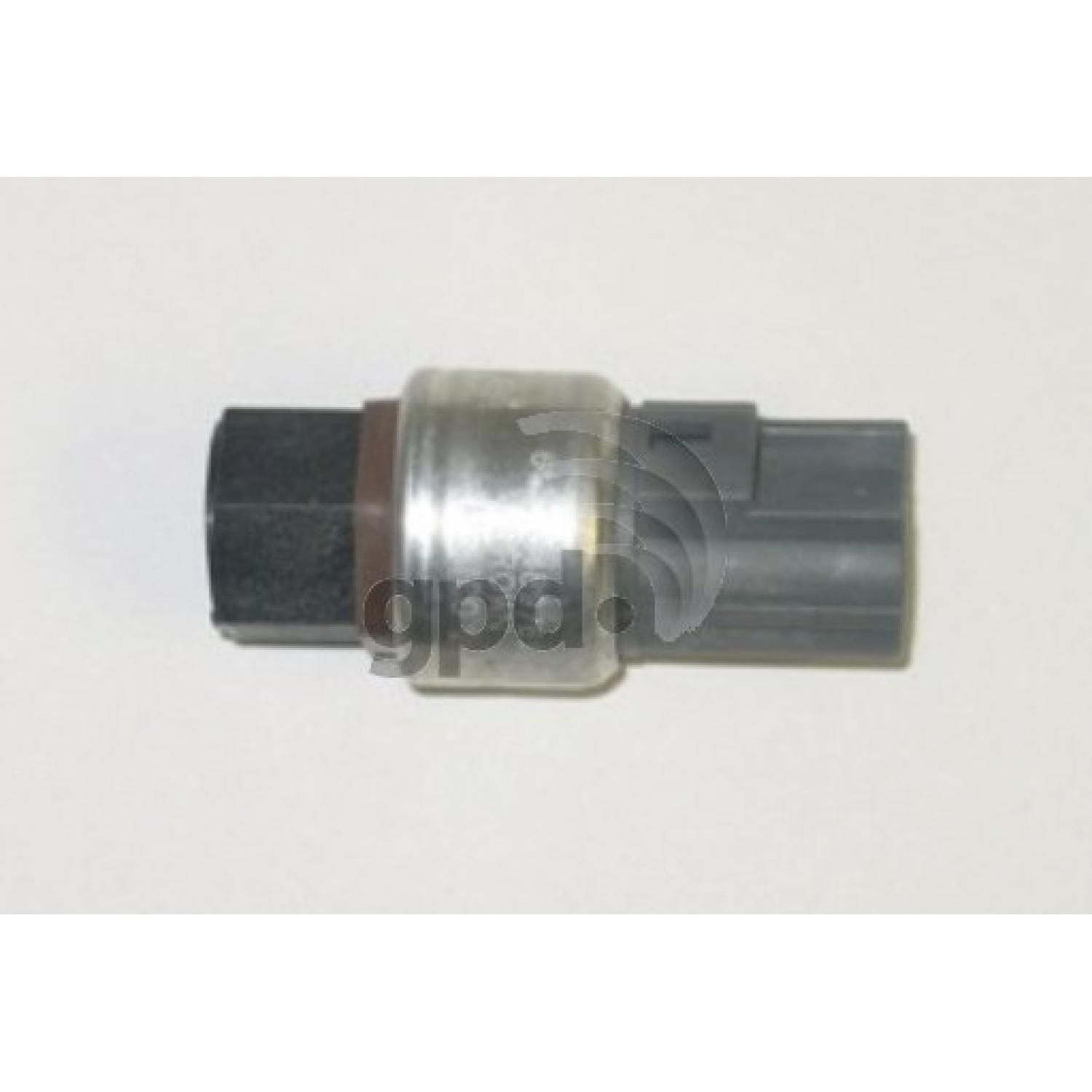 Global Parts Distributors 1711504 A/C Clutch Cycle Switch product image 1 of 1