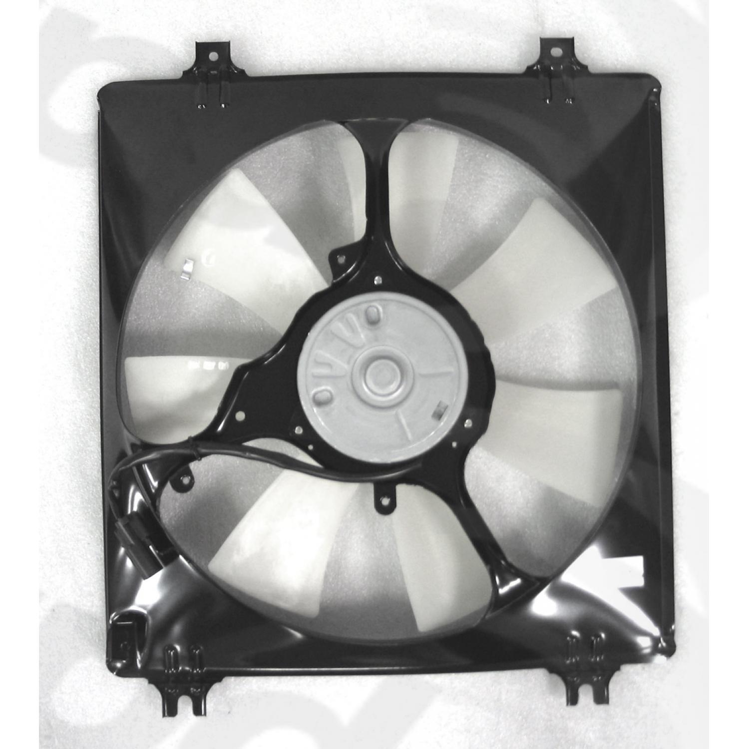 Global Parts Distributors 2811700 Engine Cooling Fan Assembly product image 1 of 1