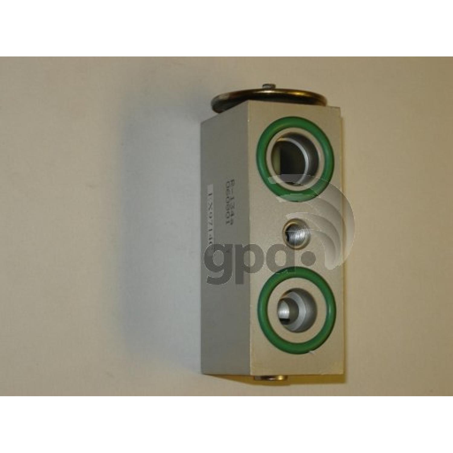 Global Parts Distributors 3411330 A/C Expansion Valve product image 1 of 1