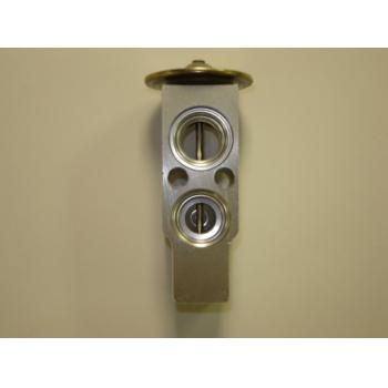 Global Parts Distributors 3411368 - A/C Expansion Valve Global Parts Distributors 3411368 A/C Expansion Valve product image 1 of 1