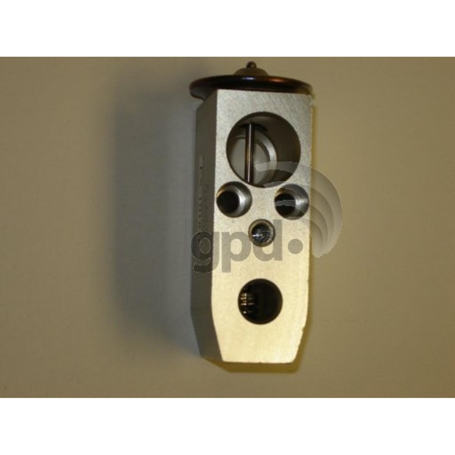 Global Parts Distributors 3411390 A/C Expansion Valve product image 1 of 1
