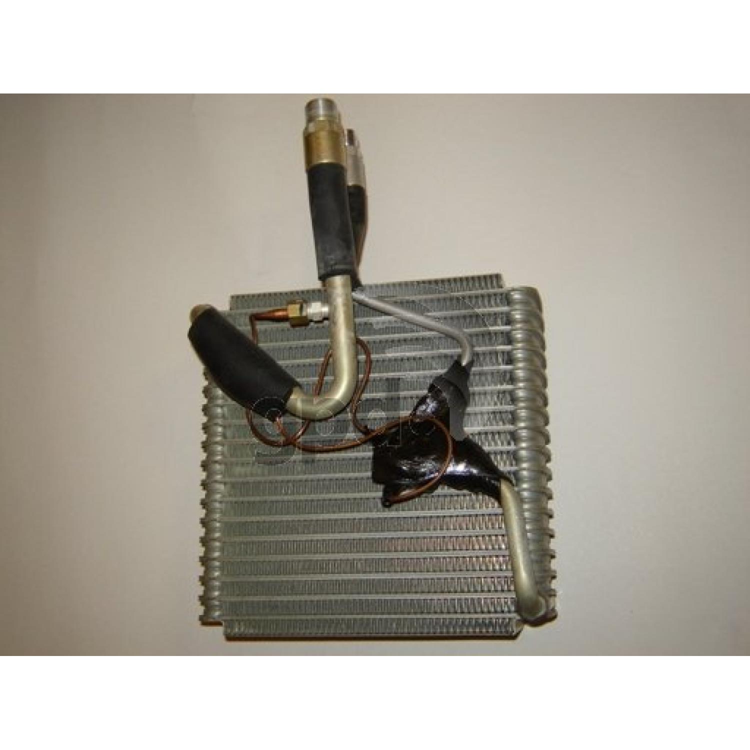 Global Parts Distributors 4711564 A/C Evaporator Core product image 1 of 1