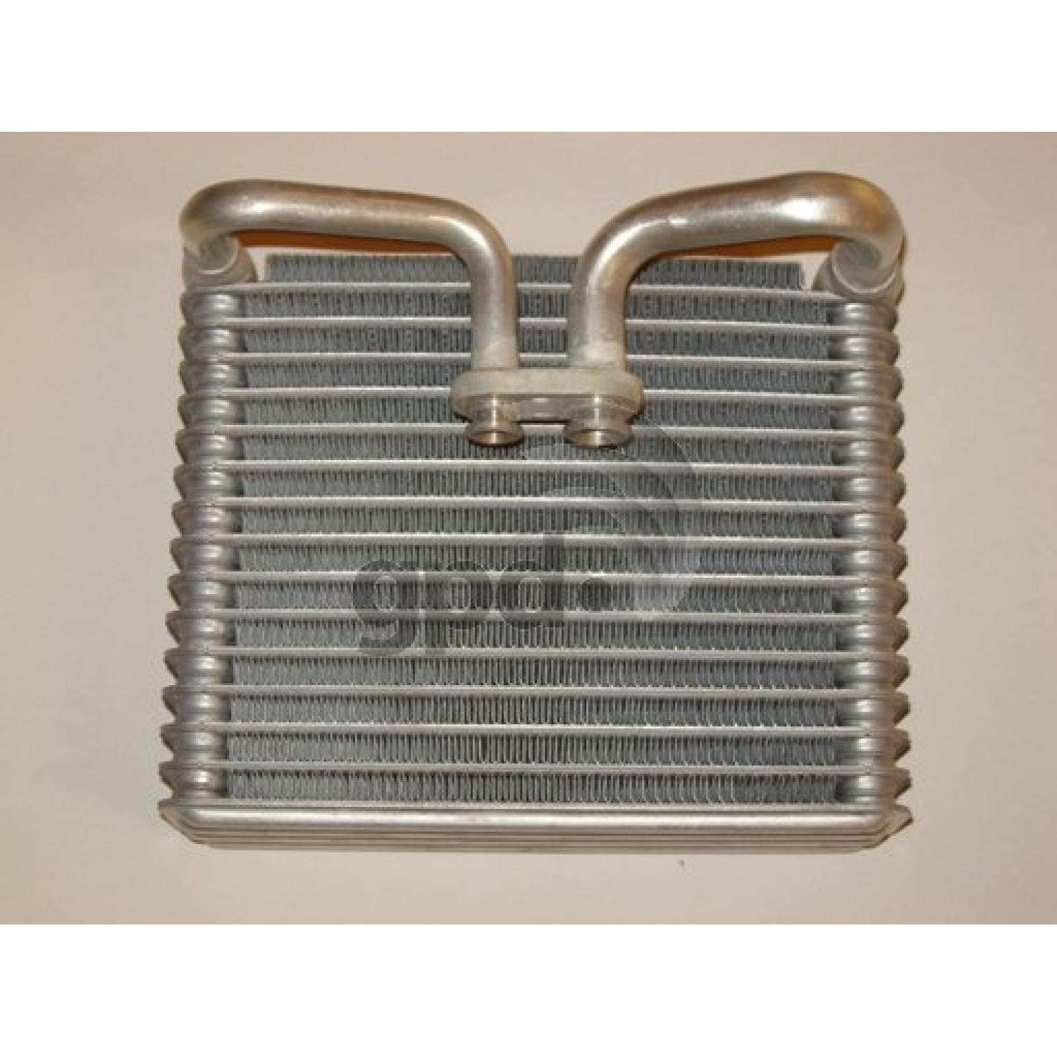 Global Parts Distributors 4711652 A/C Evaporator Core product image 1 of 1