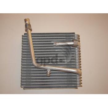 Global Parts Distributors 4711697 A/C Evaporator Core product image 1 of 1