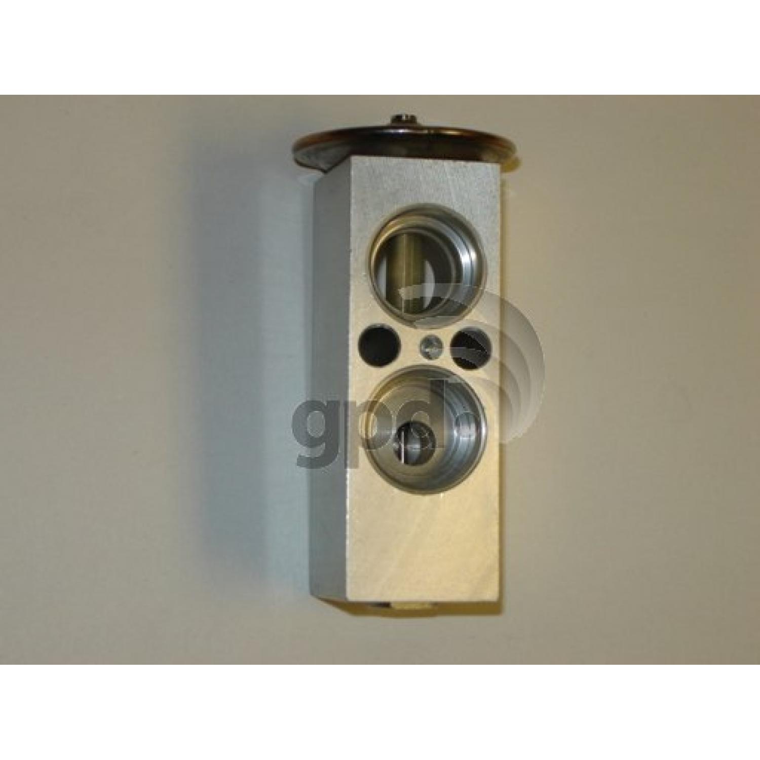 Global Parts Distributors 9422570 A/C Receiver Drier Kit product image 2 of 4