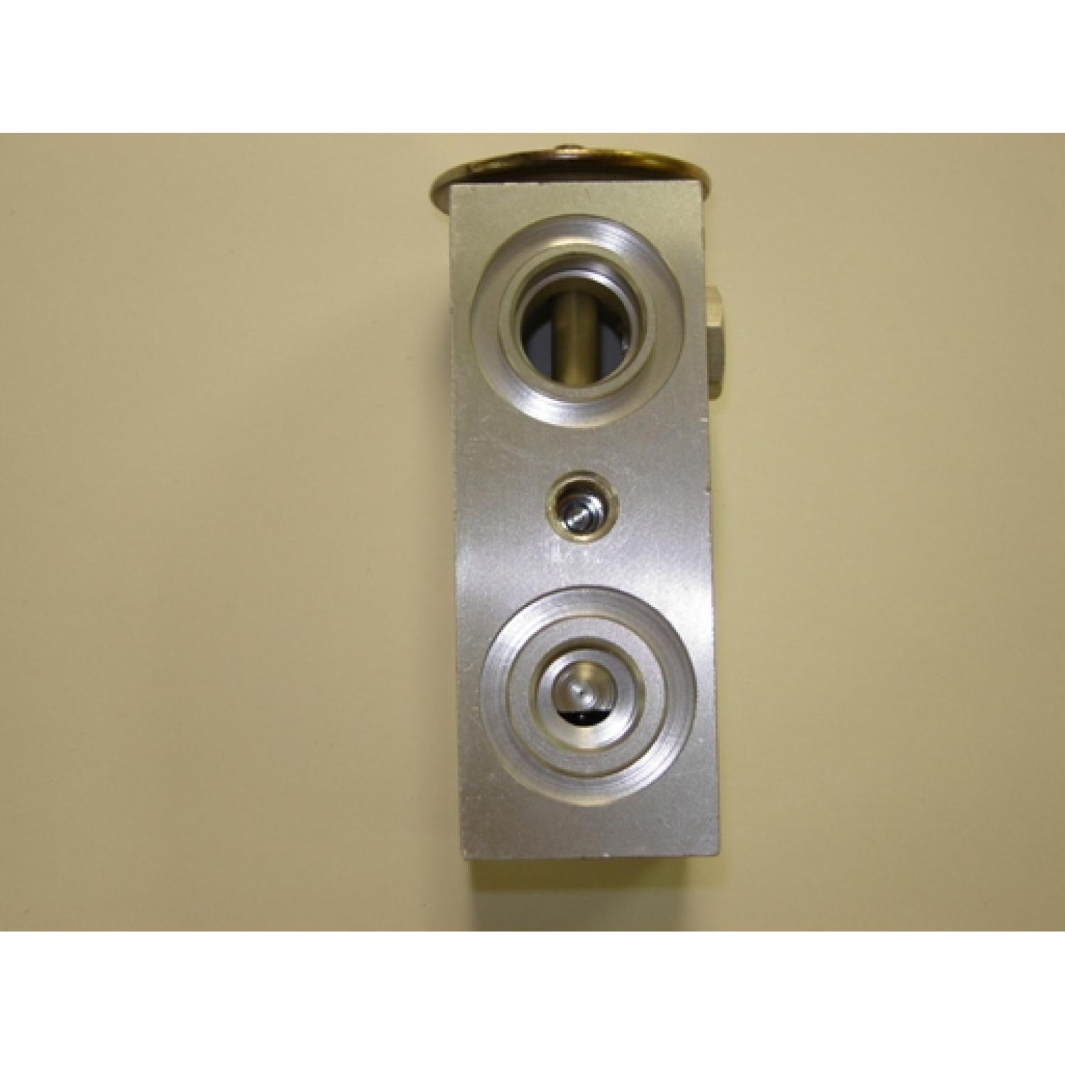 Global Parts Distributors 9433467 A/C Receiver Drier Kit product image 2 of 4
