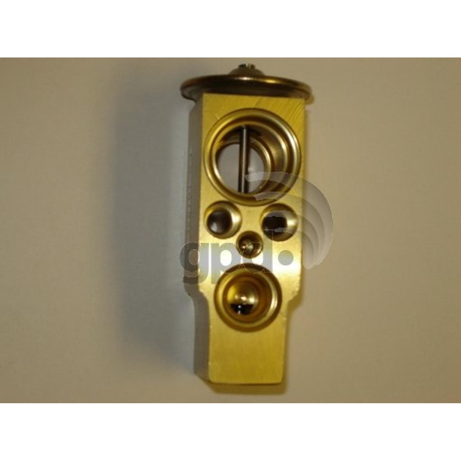 Global Parts Distributors 9441589 - A/C Receiver Drier Kit Global Parts Distributors 9441589 A/C Receiver Drier Kit product image 2 of 2