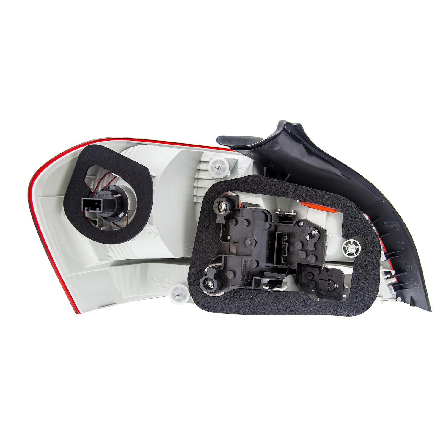 HELLA 009615101 - Tail Light Assembly HELLA 009615101 Tail Light Assembly product image 1 of 8
