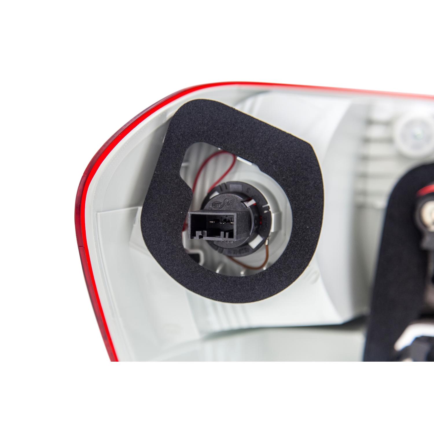 HELLA 009615101 - Tail Light Assembly HELLA 009615101 Tail Light Assembly product image 6 of 8
