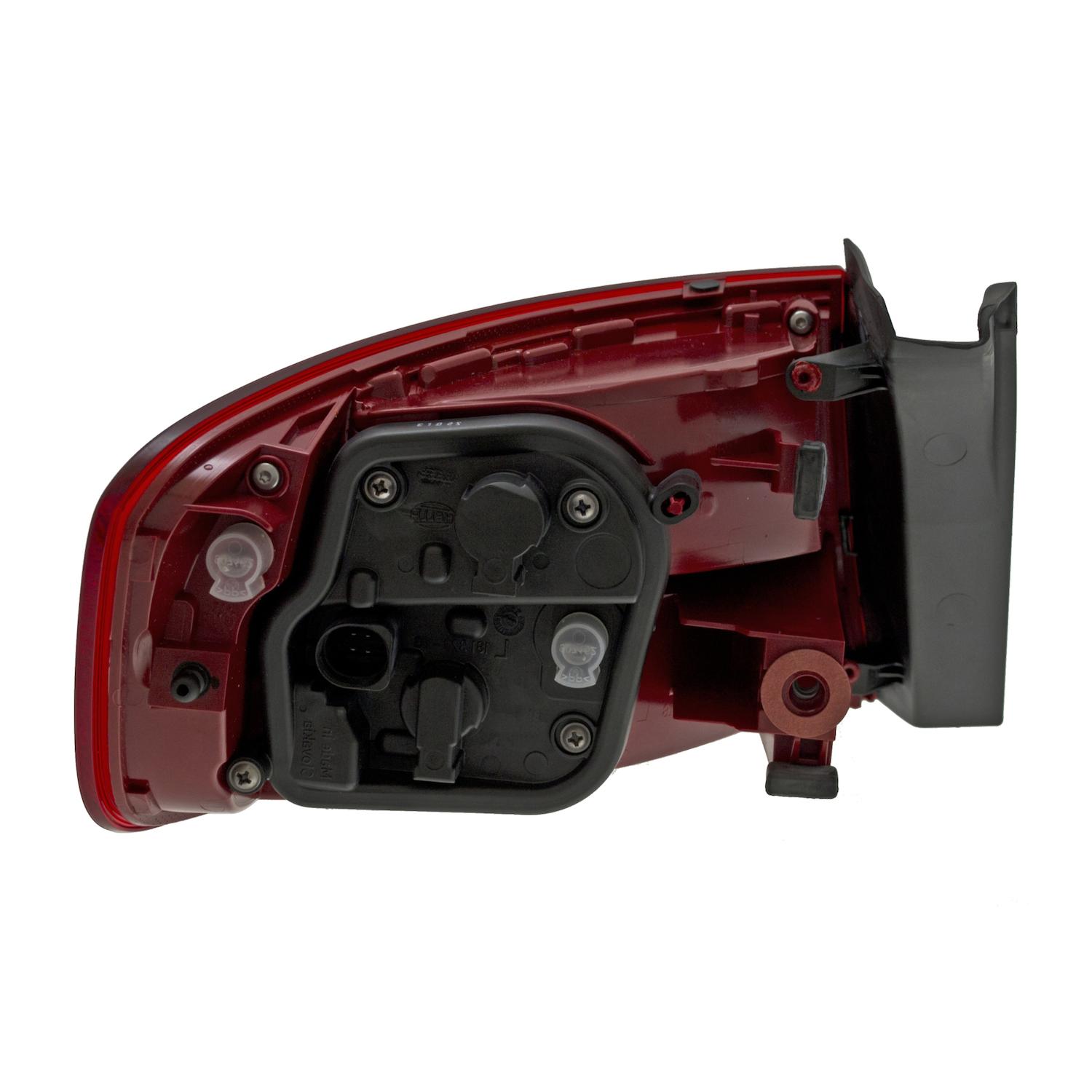 HELLA 010914121 - Tail Light Assembly HELLA 010914121 Tail Light Assembly product image 1 of 7