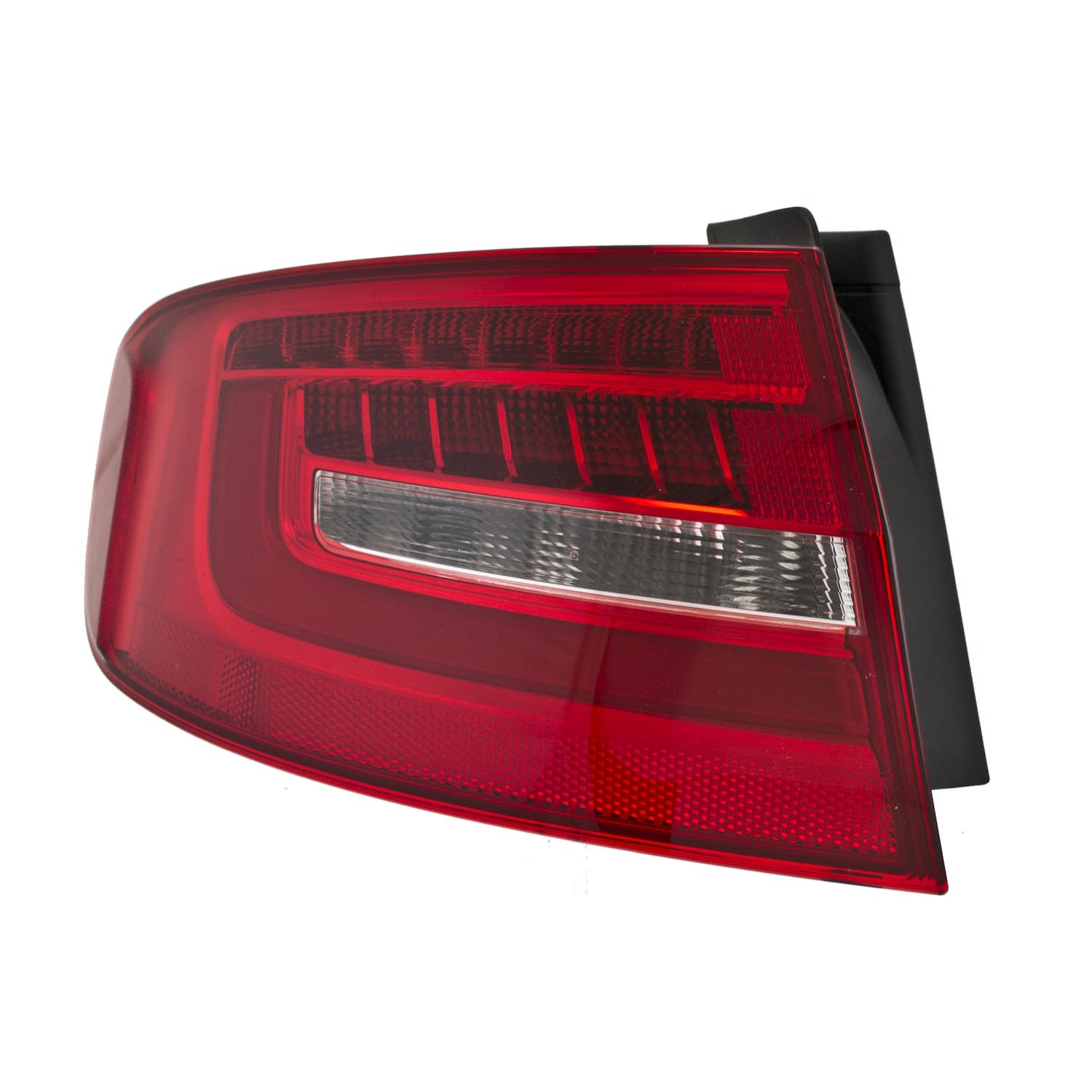 HELLA 010916111 - Tail Light Assembly HELLA 010916111 Tail Light Assembly product image 3 of 7