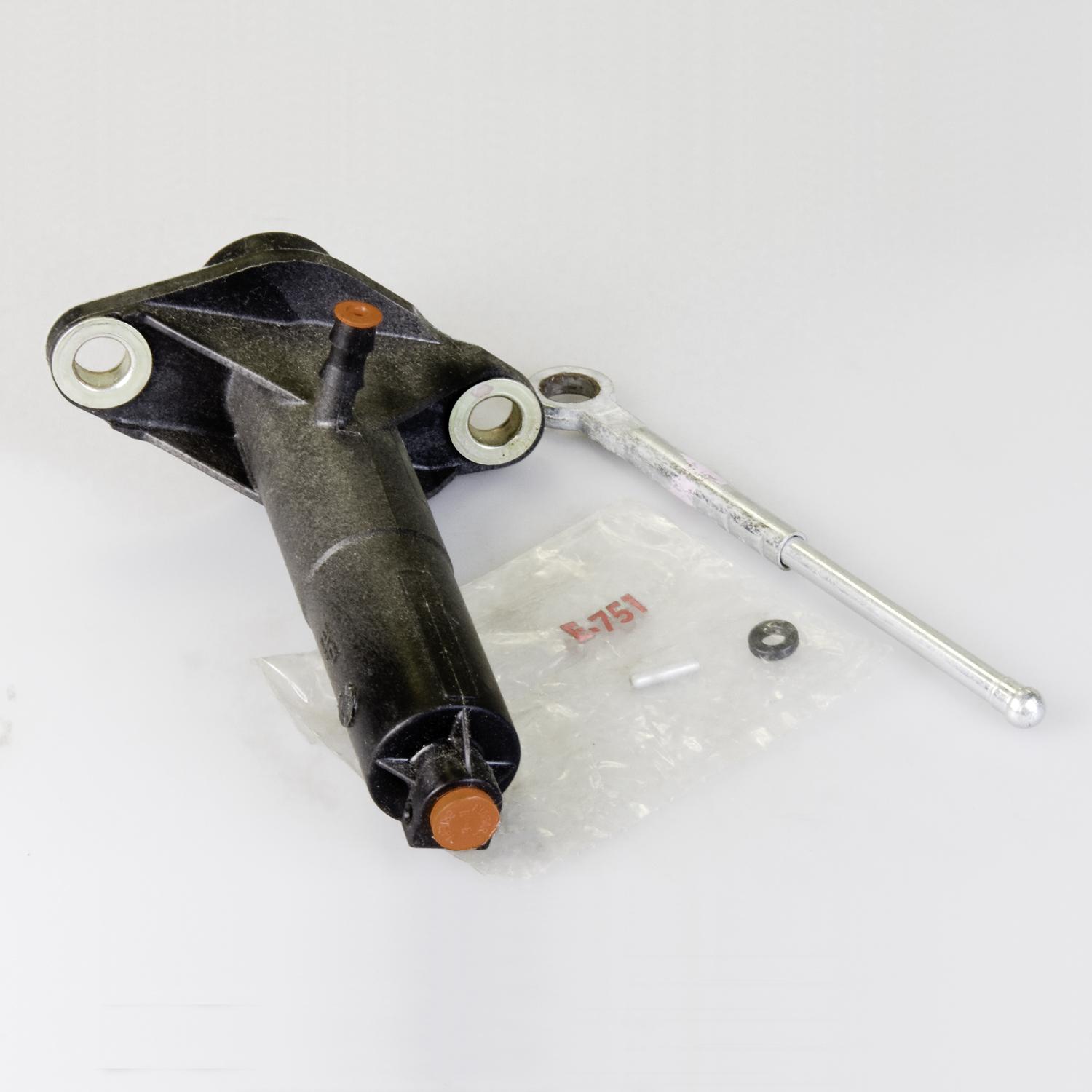 LuK LMC120 Clutch Master Cylinder product image 2 of 3