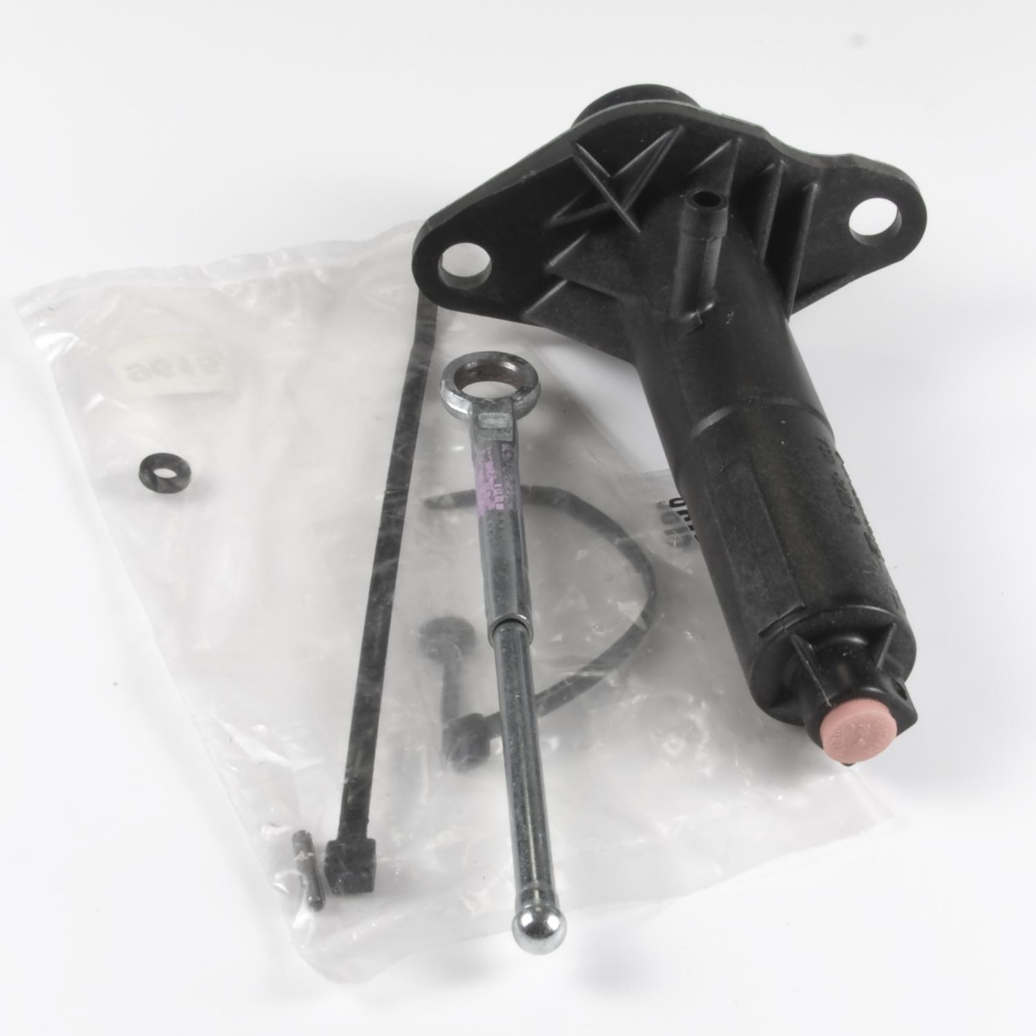 LuK LMC256 Clutch Master Cylinder product image 1 of 2