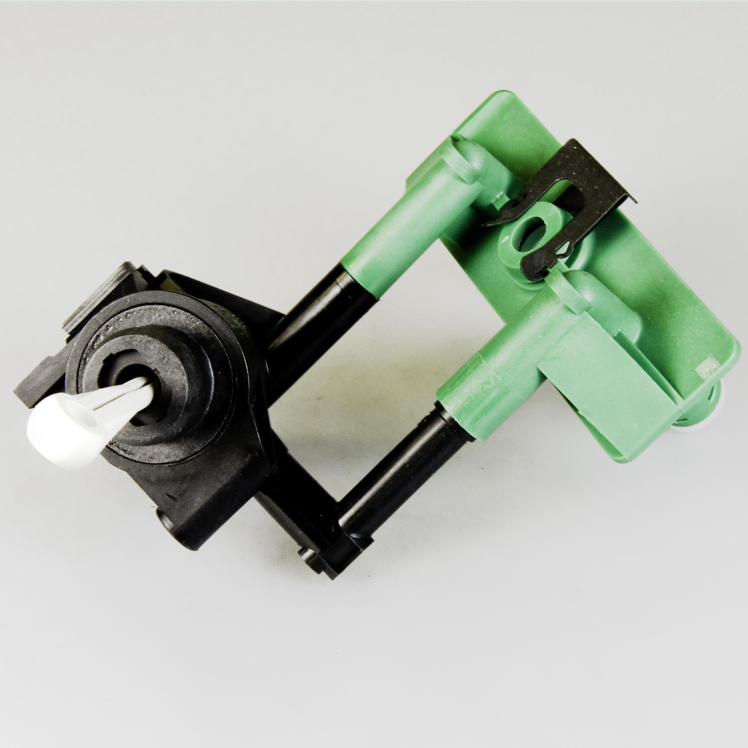 LuK LMC370 Clutch Master Cylinder product image 1 of 3