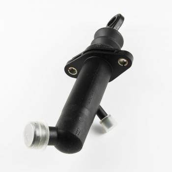 LuK LMC450 - Clutch Master Cylinder LuK LMC450 Clutch Master Cylinder product image 1 of 2