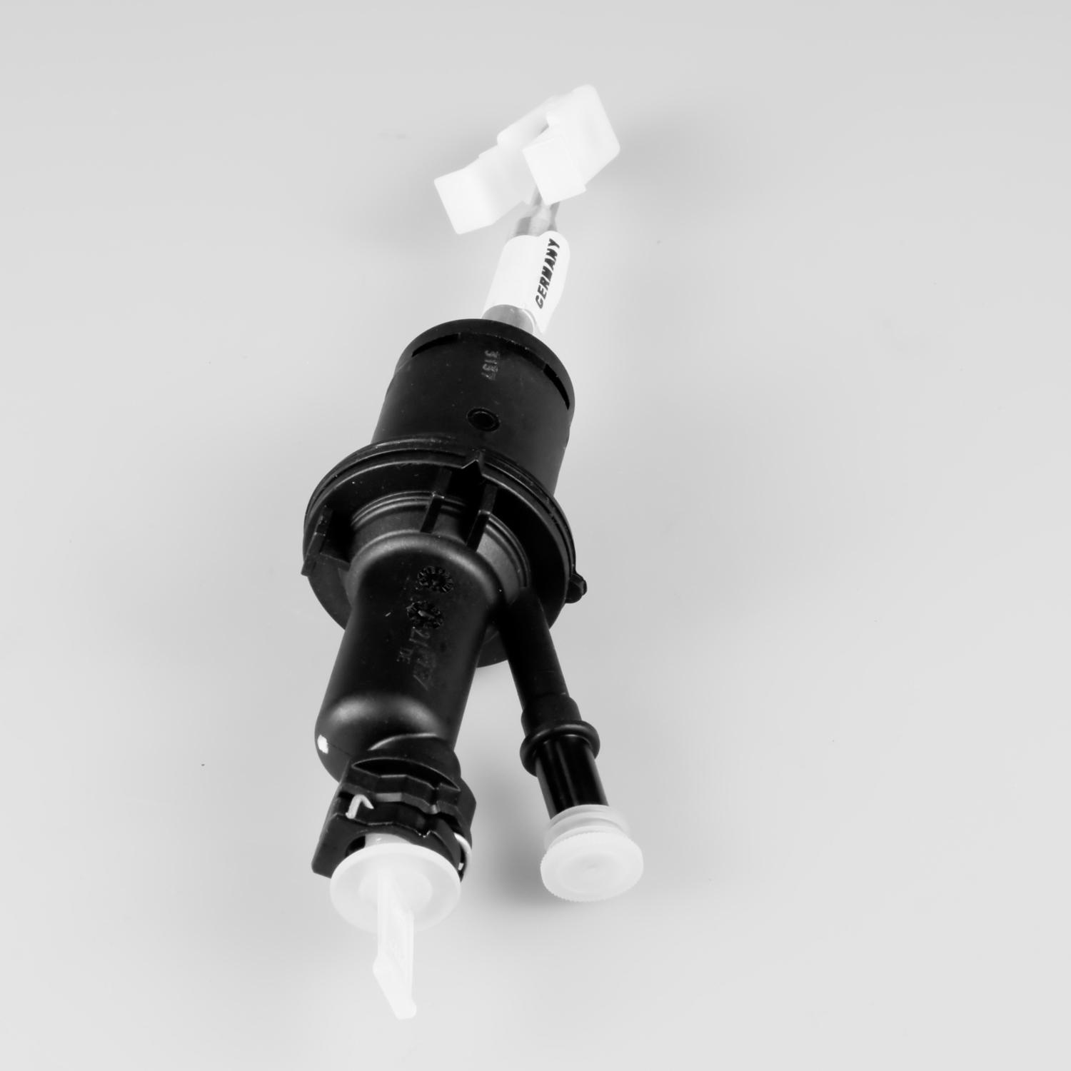LuK LMC486 Clutch Master Cylinder product image 2 of 3