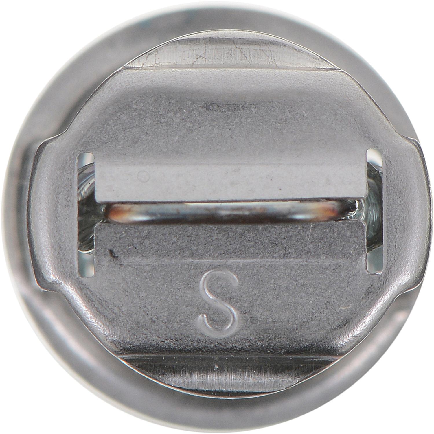 Philips 2112CP - Center High Mount Stop Light Bulb Philips 2112CP Center High Mount Stop Light Bulb product image 9 of 9