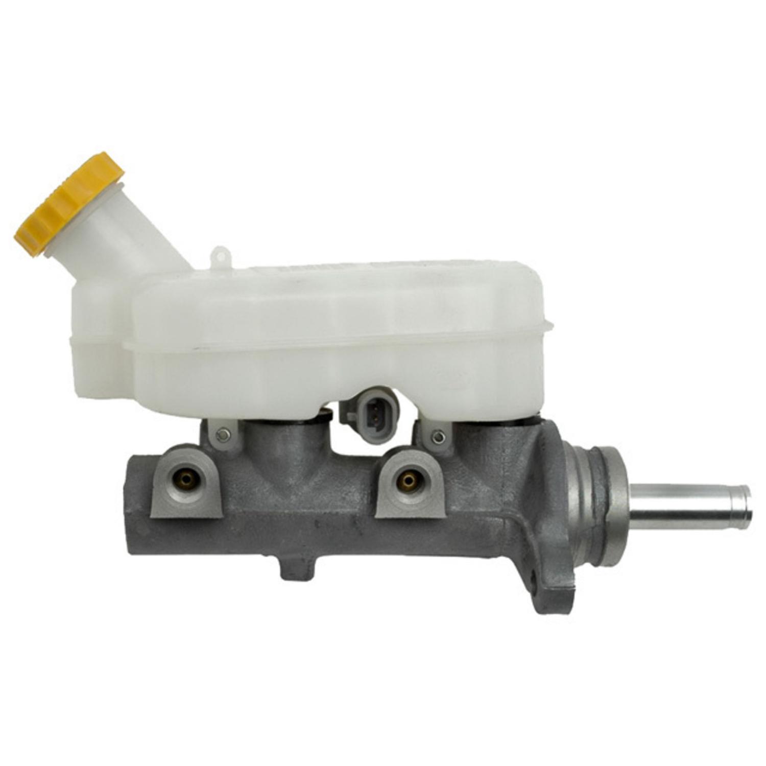 Raybestos MC390788 - Brake Master Cylinder Raybestos MC390788 Brake Master Cylinder product image 5 of 6