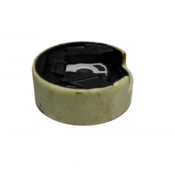 Rein Automotive AVM0515 Suspension Subframe Mount product image 4 of 6