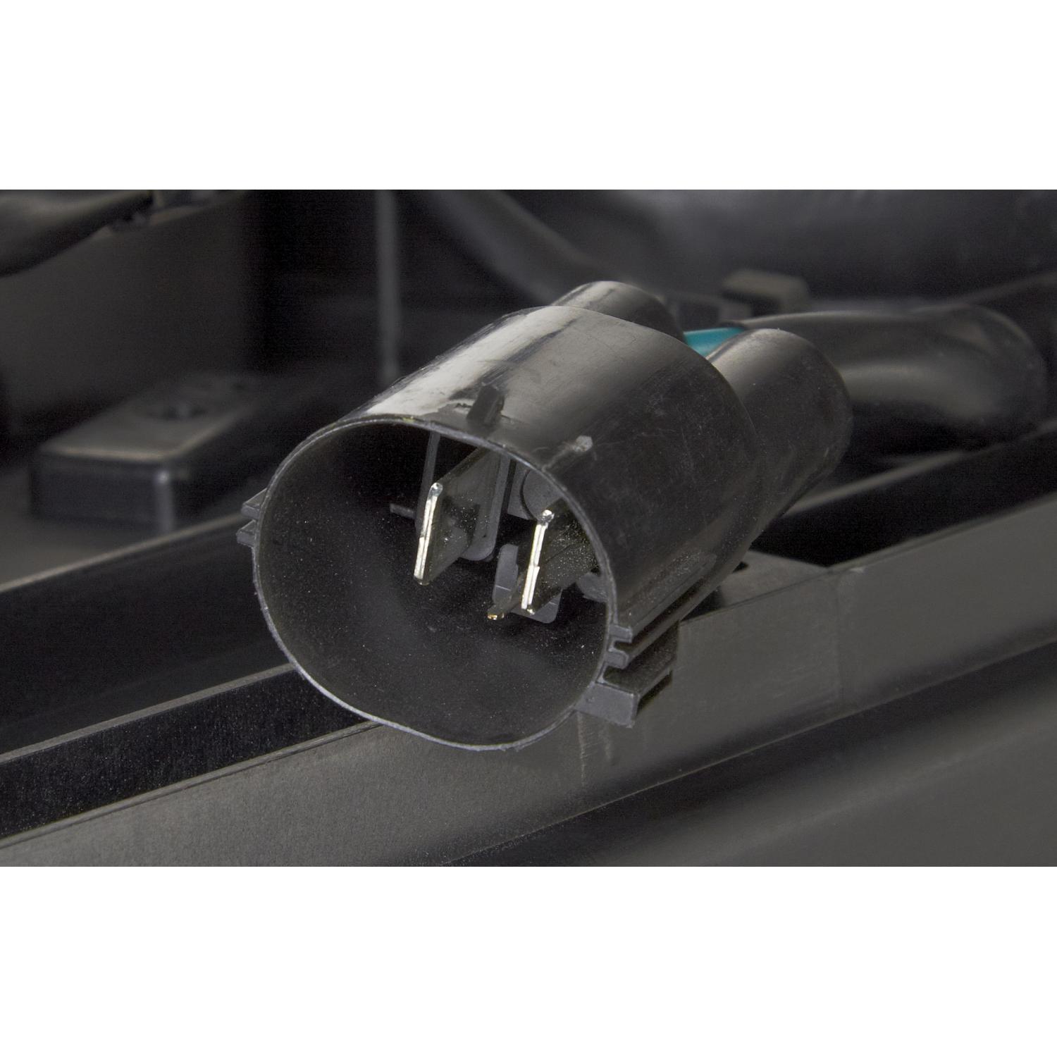 Spectra Premium CF15065 Dual Radiator and Condenser Fan Assembly product image 2 of 4