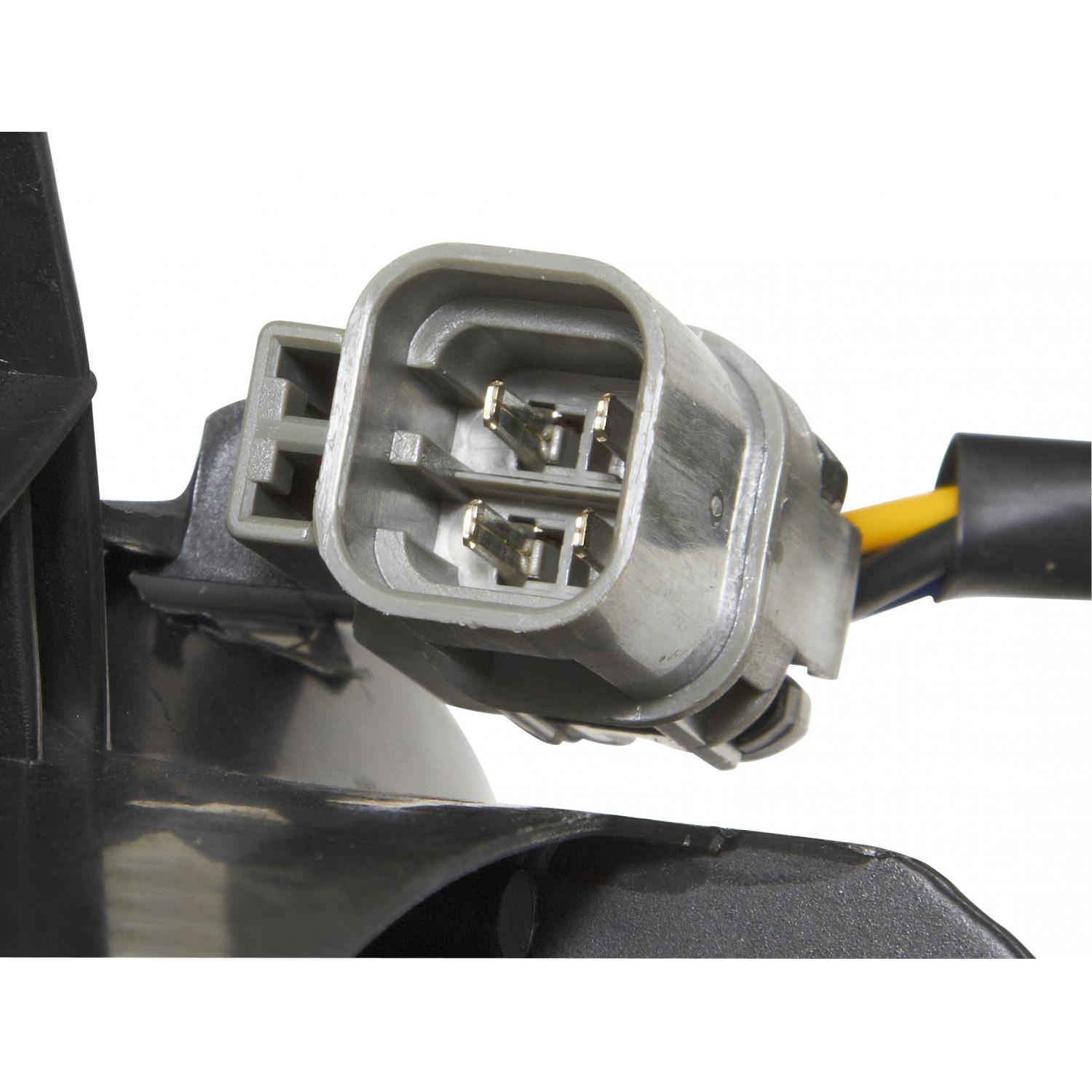 Spectra Premium CF23016 A/C Condenser Fan Assembly product image 2 of 4