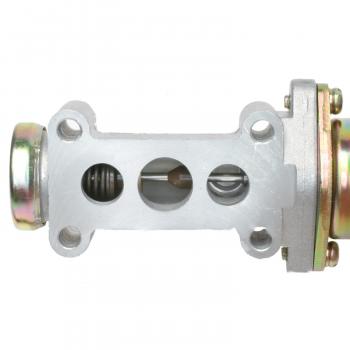 Standard Motor Products AC562 - Fuel Injection Idle Air Control Valve Standard Motor Products AC562 Fuel Injection Idle Air Control Valve product image 3 of 3