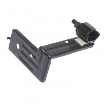 Standard Motor Products AX151 - Ambient Air Temperature Sensor Standard Motor Products AX151 Ambient Air Temperature Sensor product image 1 of 3