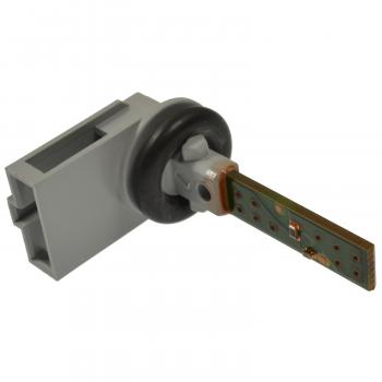 Standard Motor Products AX362 - Ambient Air Temperature Sensor Standard Motor Products AX362 Ambient Air Temperature Sensor product image 1 of 3