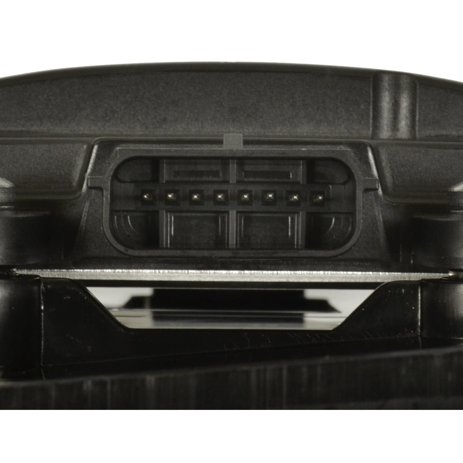 Standard Motor Products BSD35 Blind Spot Detection System Warning Sensor product image 3 of 3