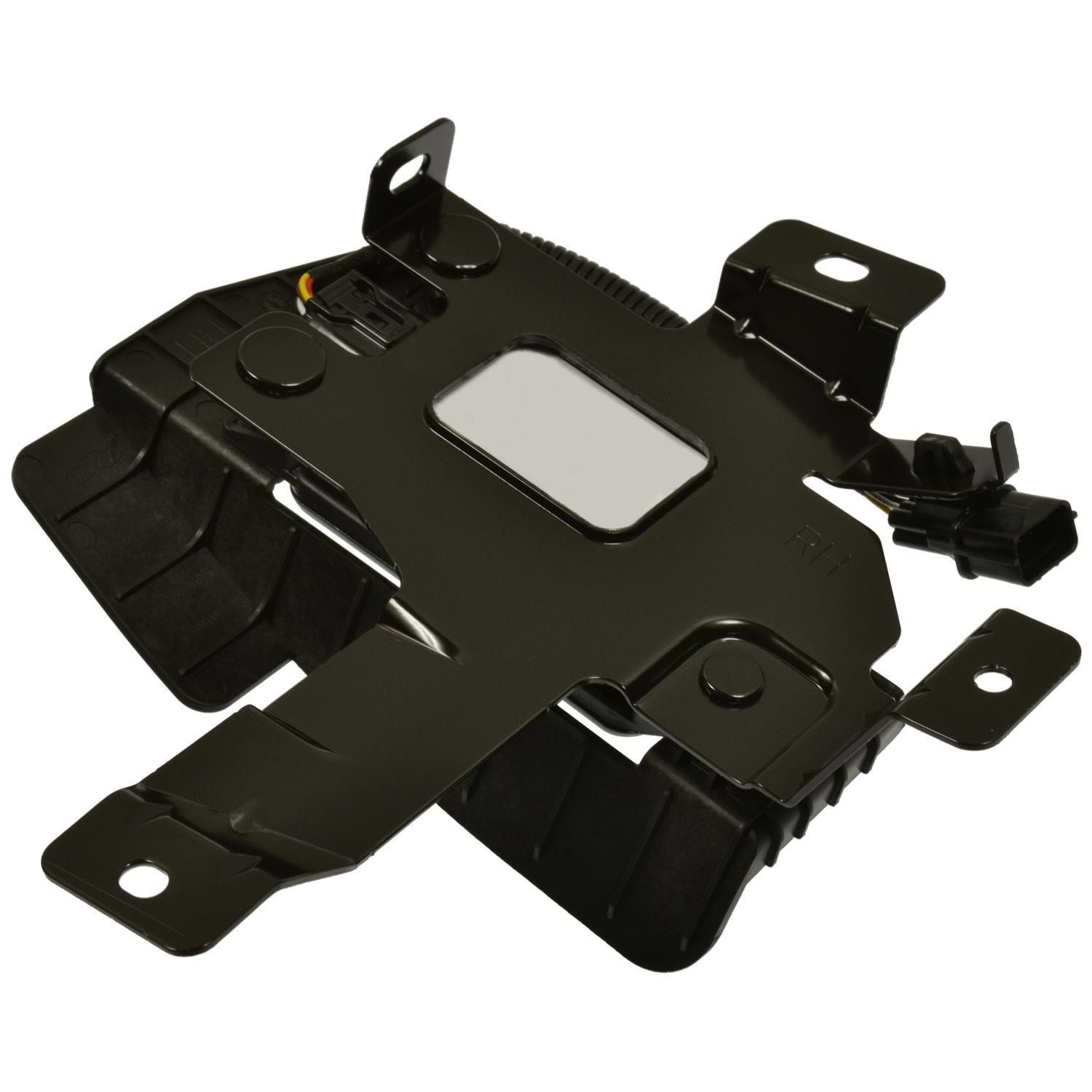 Standard Motor Products BSD51 Blind Spot Detection System Warning Sensor product image 1 of 3