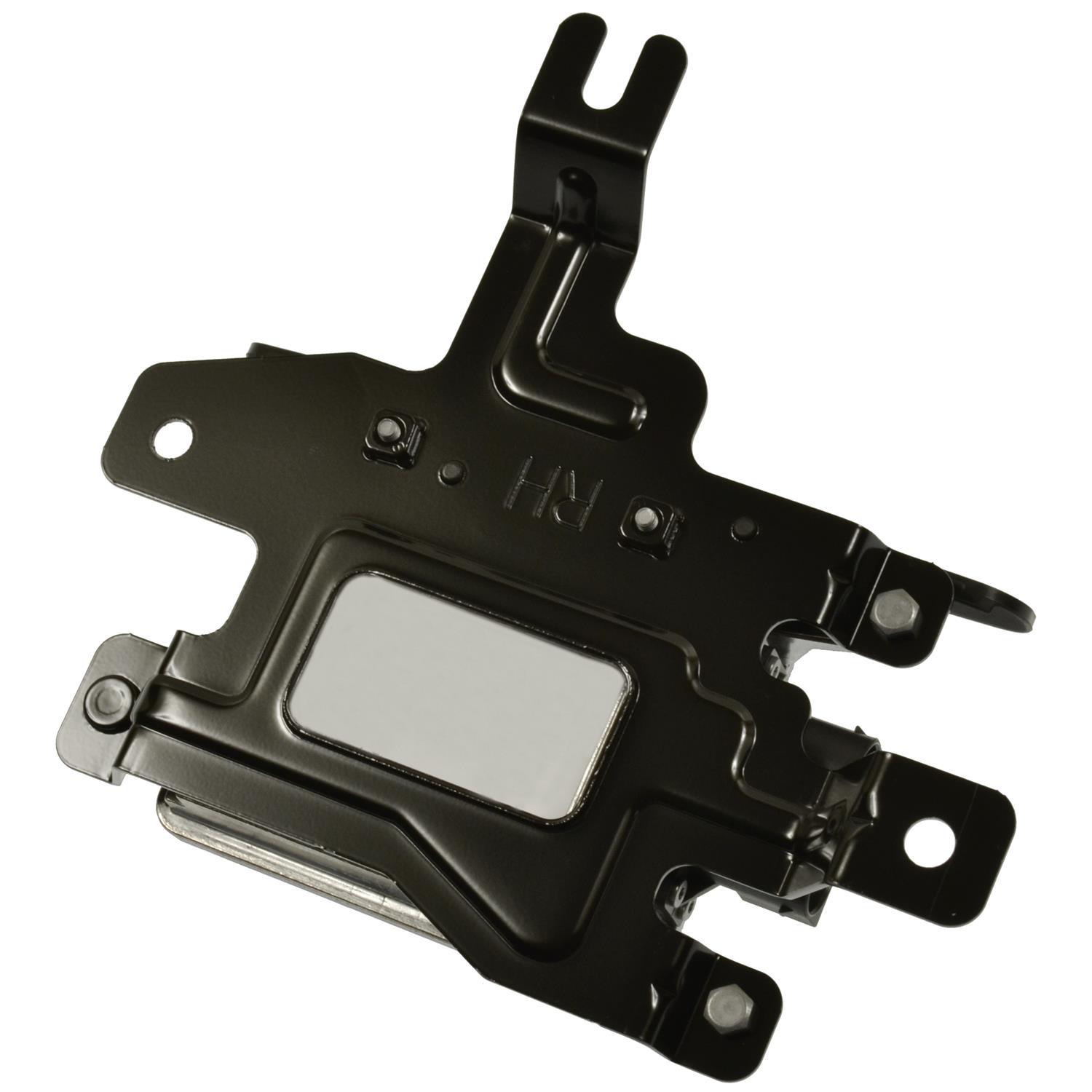 Standard Motor Products BSD54 - Blind Spot Detection System Warning Sensor Standard Motor Products BSD54 Blind Spot Detection System Warning Sensor product image 1 of 3