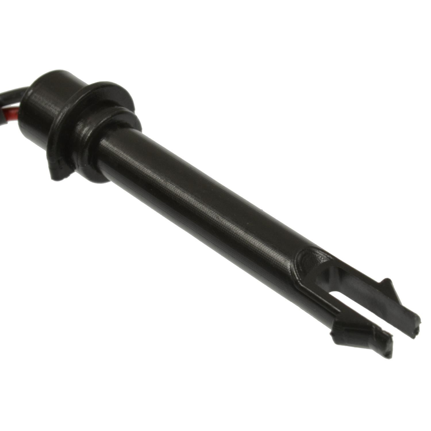 Standard Motor Products BST105 Brake Fluid Pressure Sensor product image 1 of 3