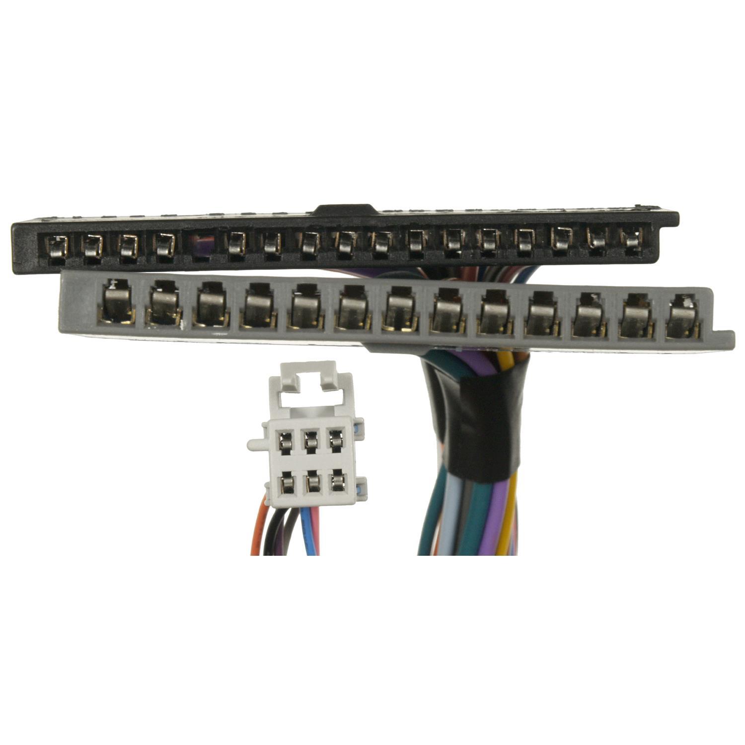 Standard Motor Products CBS1179 Hazard Warning Switch product image 3 of 3