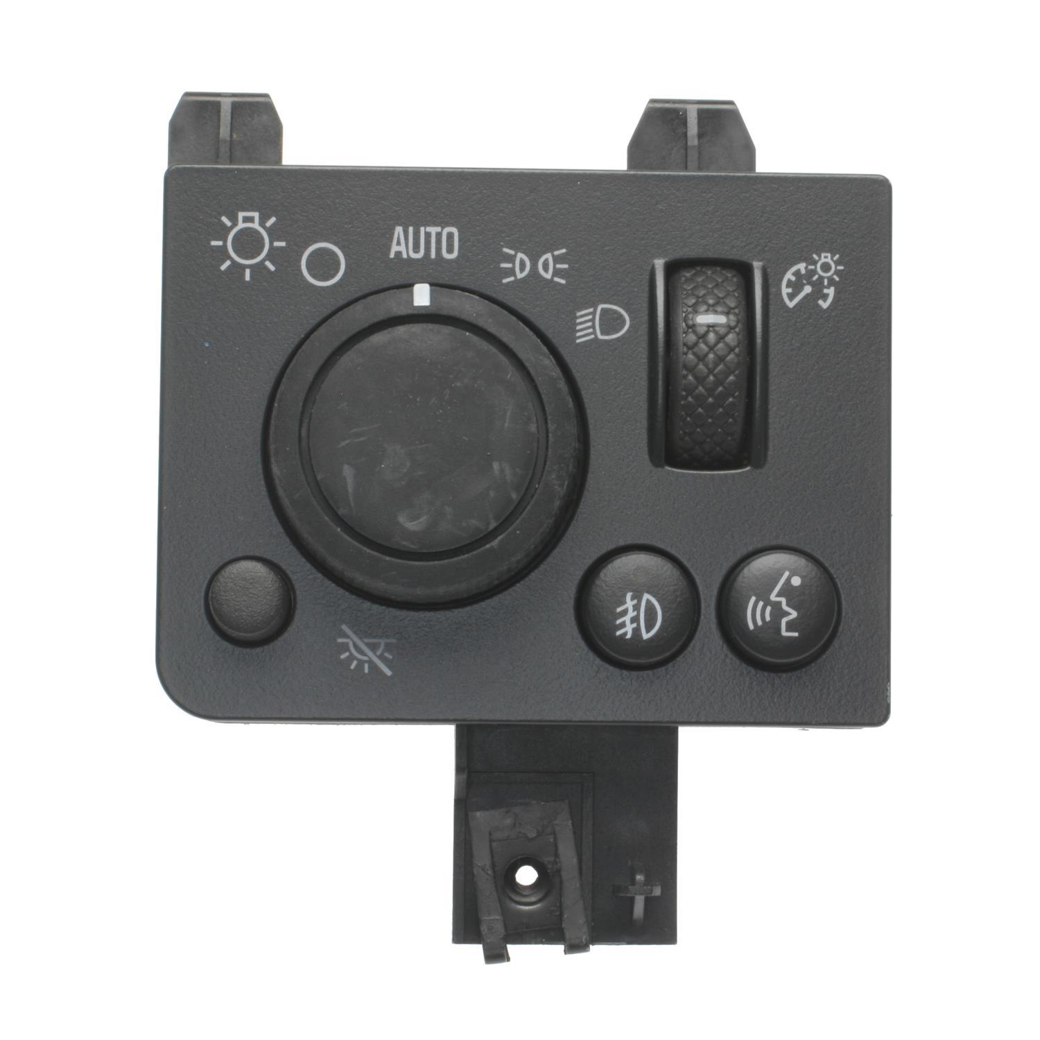Standard Motor Products CBS1436 Headlight Switch product image 1 of 3