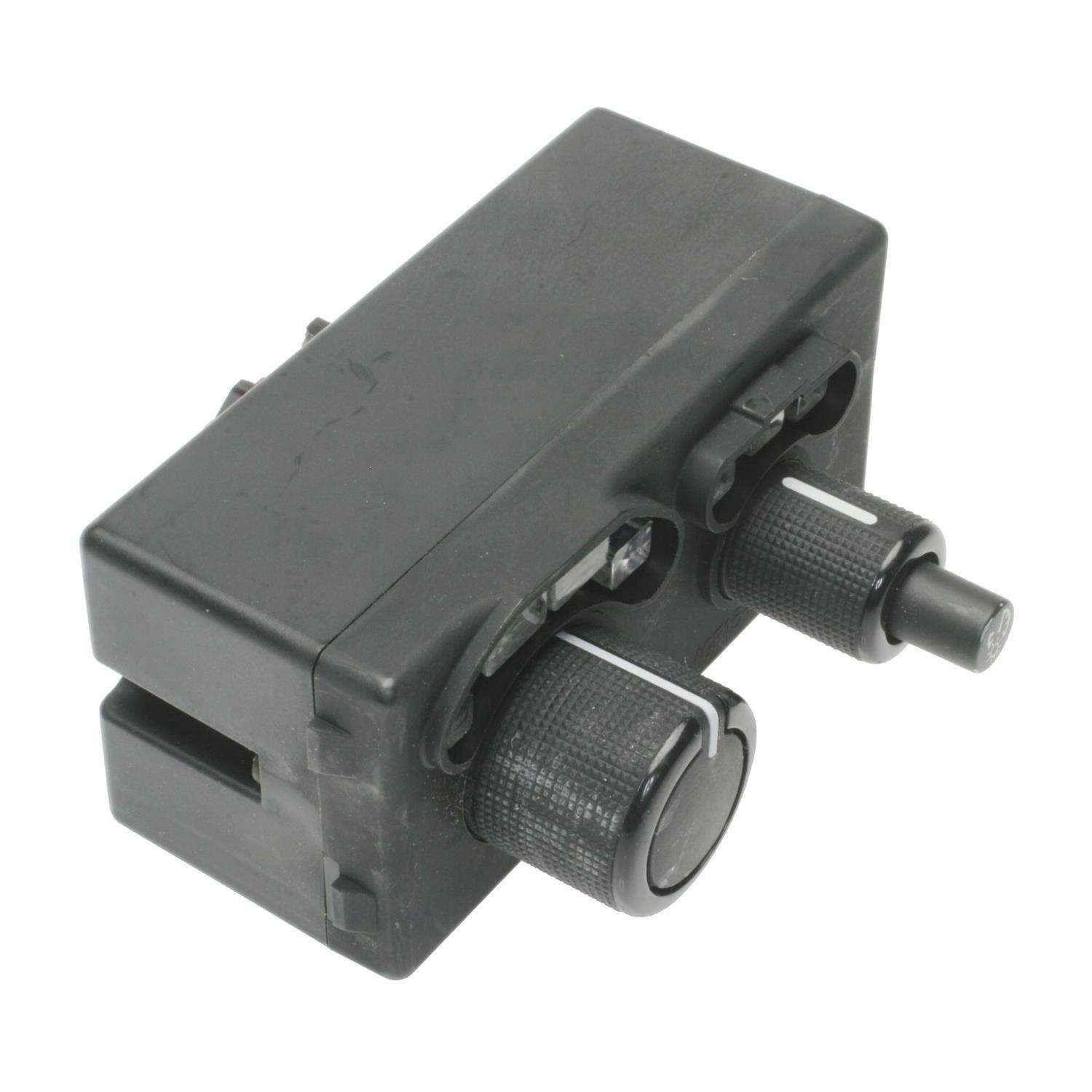 Standard Motor Products CBS1455 - Headlight Switch Standard Motor Products CBS1455 Headlight Switch product image 2 of 3