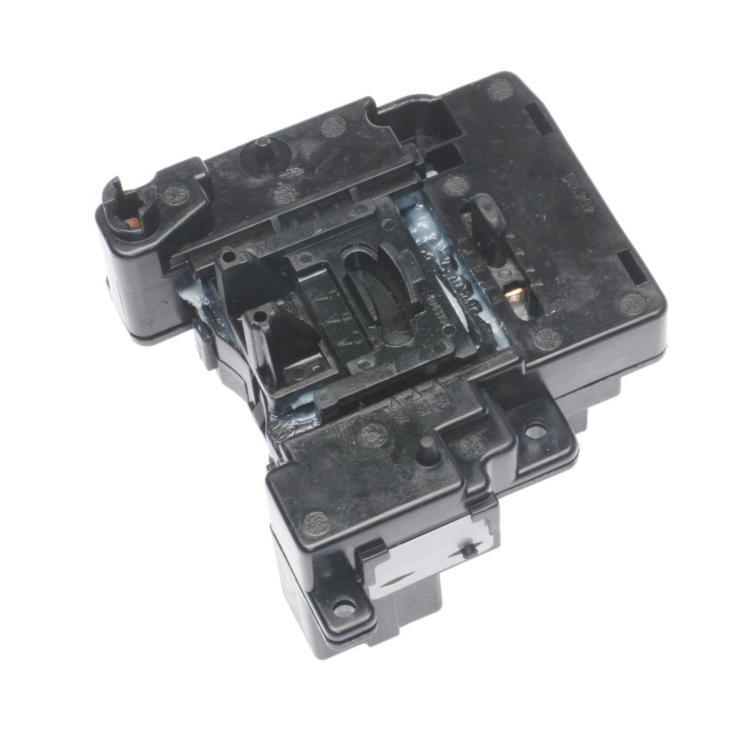 Standard Motor Products CBS1618 Headlight Switch product image 2 of 5