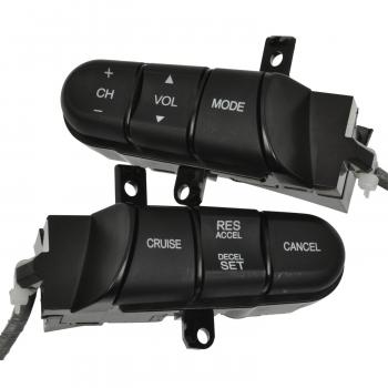 Standard Motor Products CCA1241 Cruise Control Switch product image 1 of 3