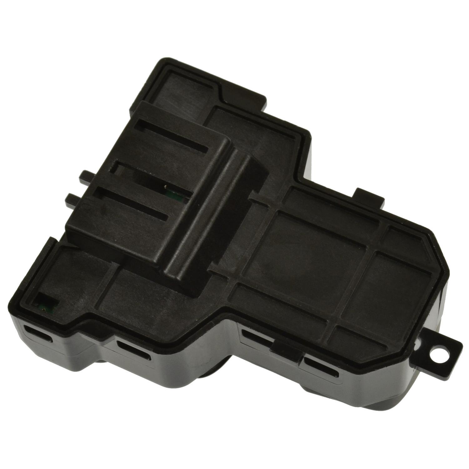 Standard Motor Products CCA1367 - Cruise Control Switch Standard Motor Products CCA1367 Cruise Control Switch product image 1 of 3