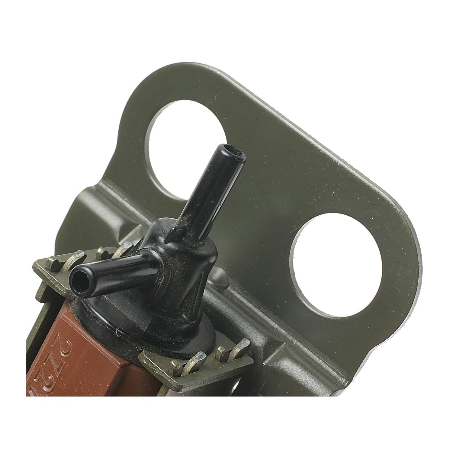 Standard Motor Products CP220 - Vapor Canister Purge Solenoid Standard Motor Products CP220 Vapor Canister Purge Solenoid product image 1 of 3