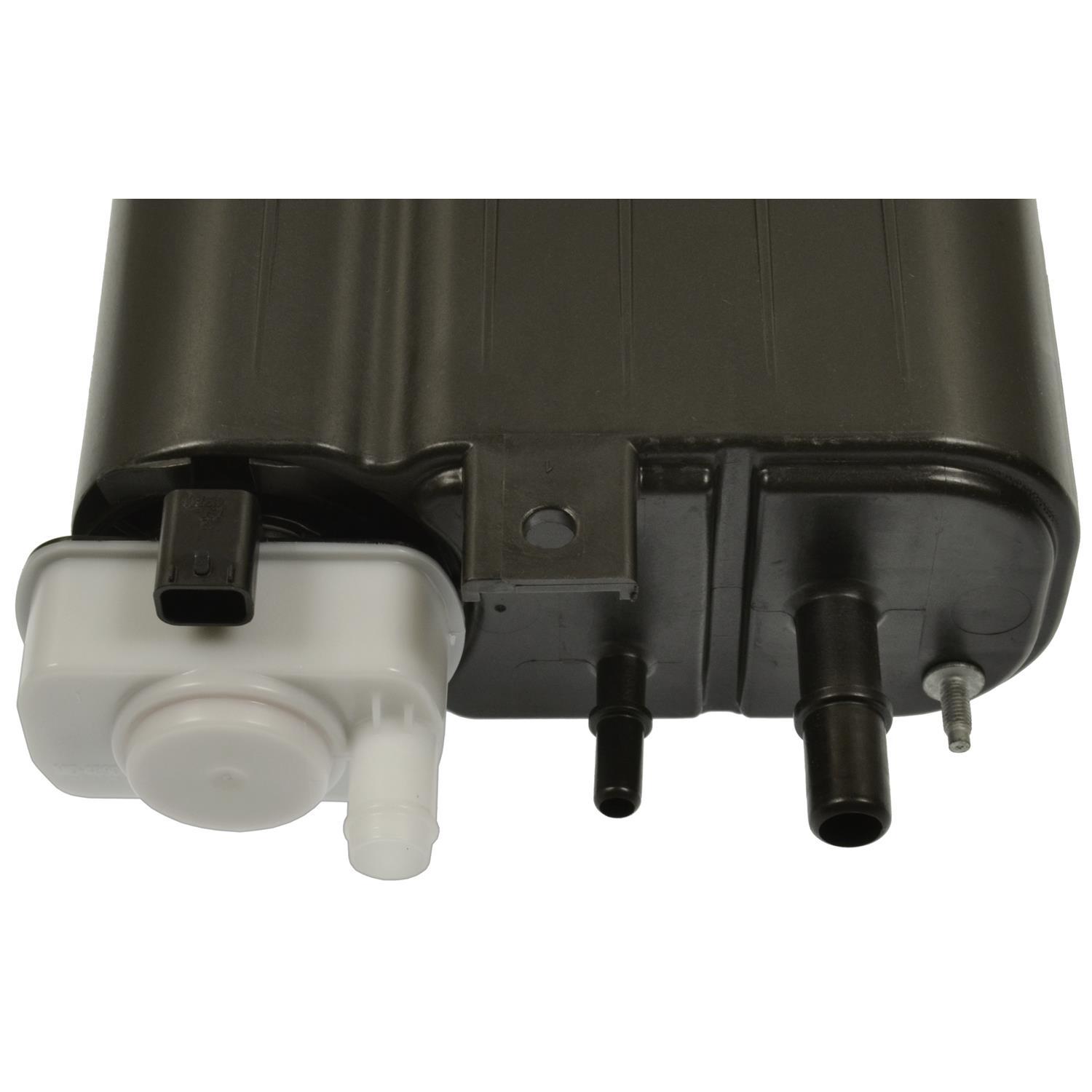 Standard Motor Products CP3331 - Vapor Canister Standard Motor Products CP3331 Vapor Canister product image 1 of 4