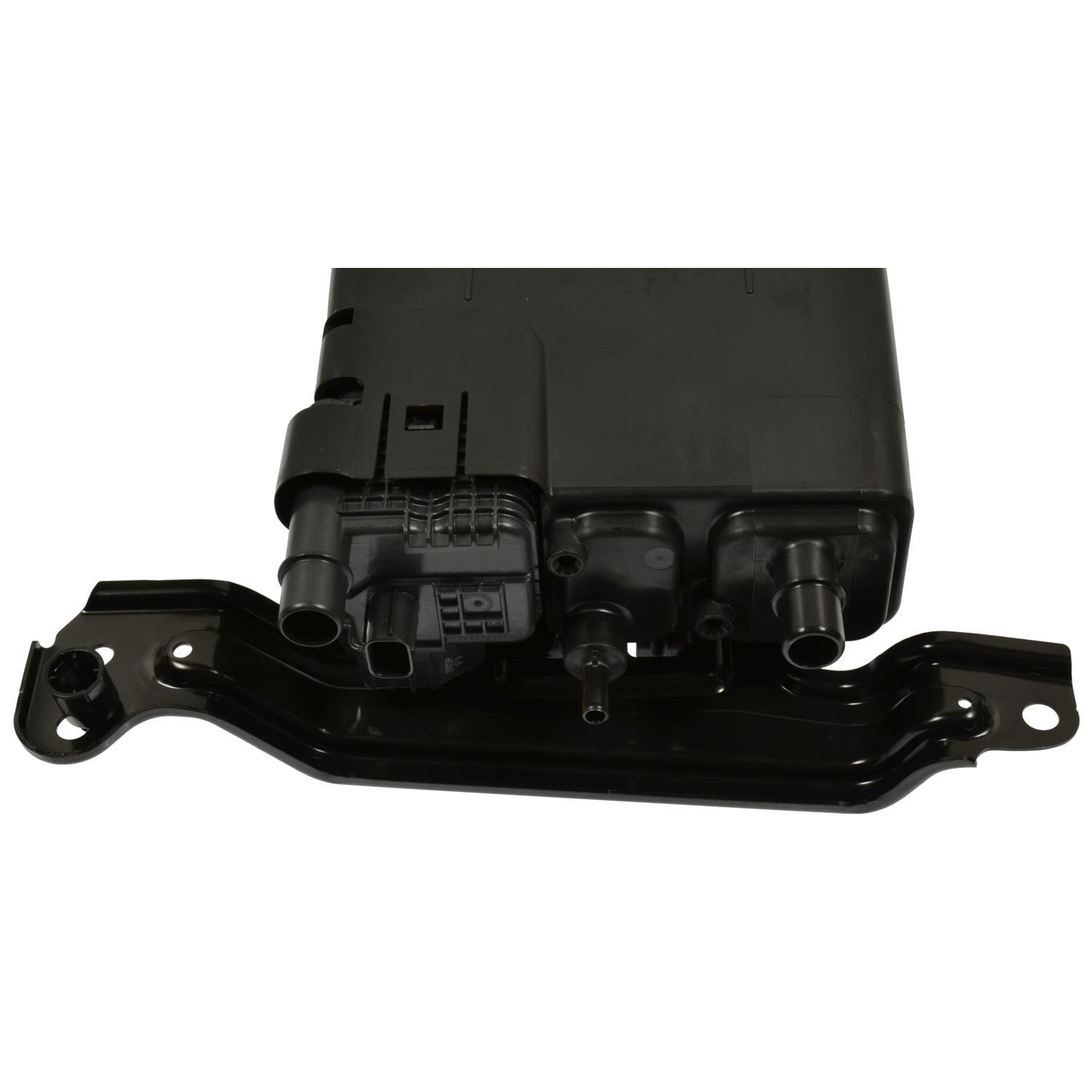 Standard Motor Products CP3466 - Vapor Canister Standard Motor Products CP3466 Vapor Canister product image 1 of 4