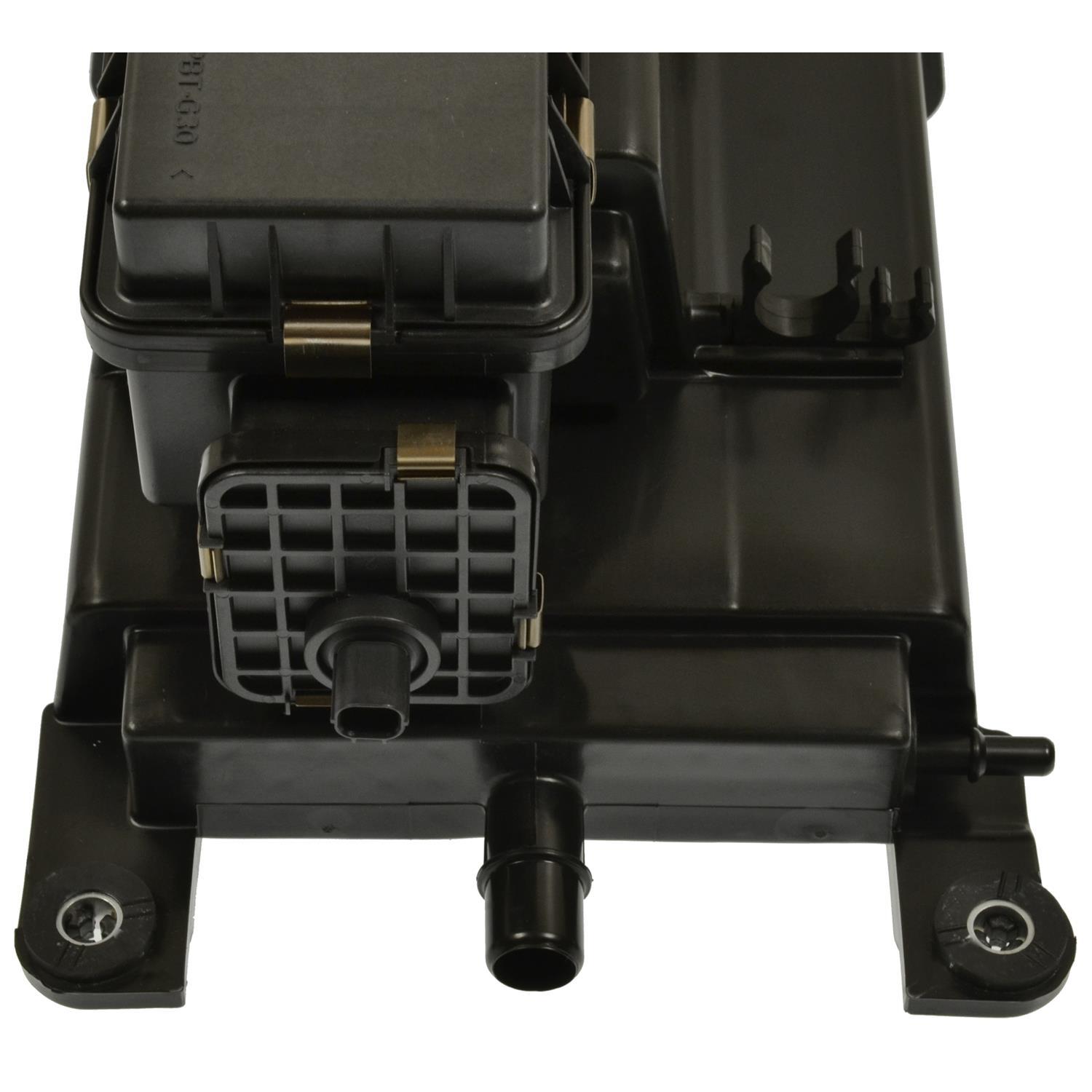 Standard Motor Products CP3538 - Vapor Canister Standard Motor Products CP3538 Vapor Canister product image 1 of 4